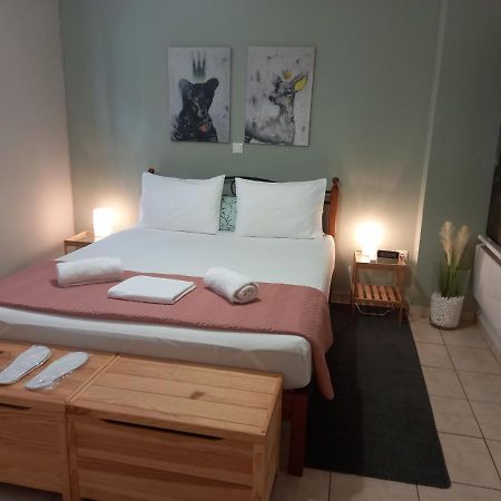 شقة Helen'S Welcoming & Cozy Flat كوروبيون المظهر الخارجي الصورة