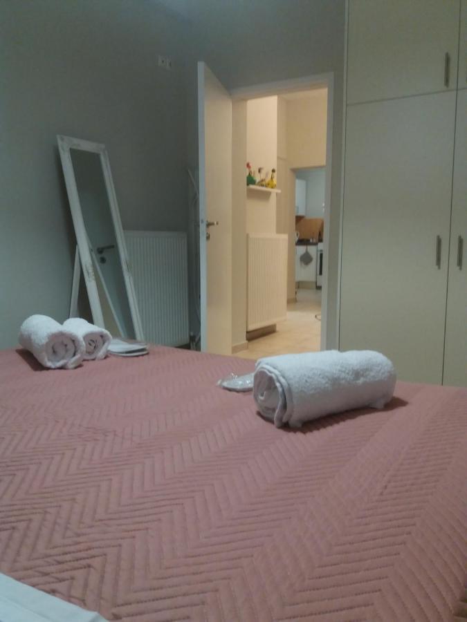 شقة Helen'S Welcoming & Cozy Flat كوروبيون المظهر الخارجي الصورة