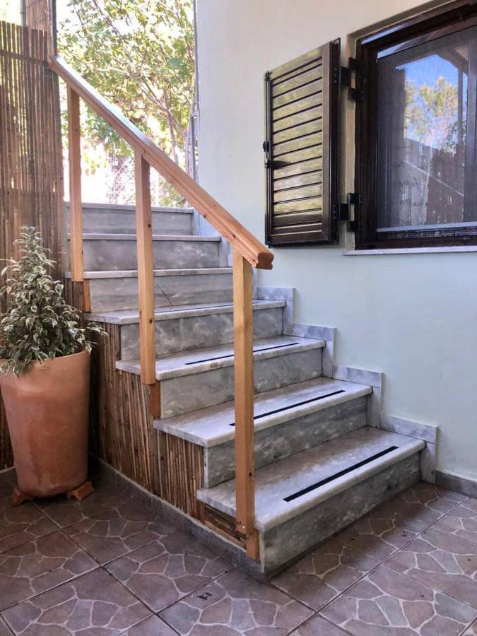 شقة Helen'S Welcoming & Cozy Flat كوروبيون المظهر الخارجي الصورة